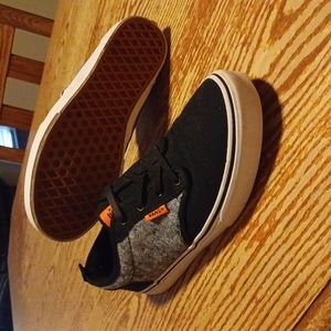 Vans Atwood Deluxe Mixed Black/Orange Men’s Size 7